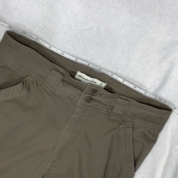 A&F Like New Olive Green Highrise Cargo Carpenter Pants size 4/27 - Picture 5 of 10